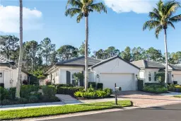 Picture of 1920 Tarpon Bay Dr N 105, Naples, FL 34119