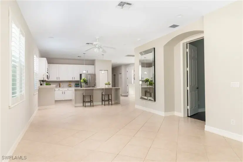 Picture of 1920 Tarpon Bay Dr N 105, Naples FL 34119
