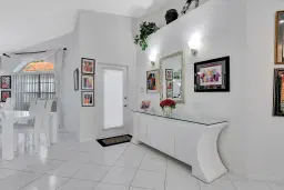 Picture of 6196 Floral Lakes Drive, Delray Beach, FL 33484