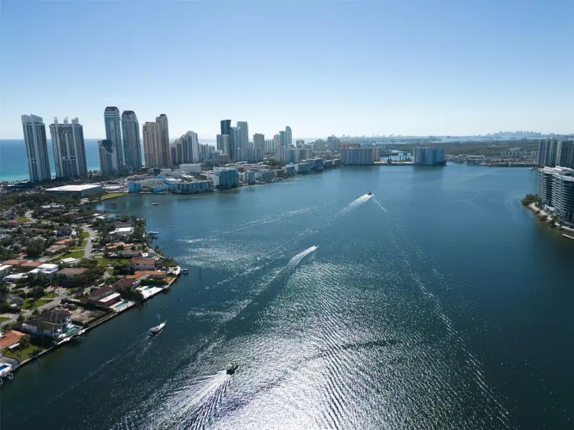 Picture of 19101 Mystic Pointe Dr 904, Aventura FL 33180