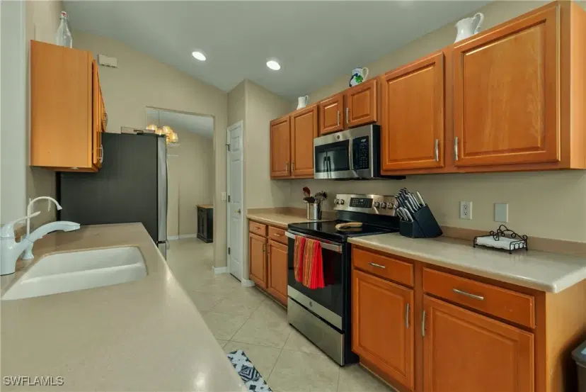 Picture of 10028 Majestic Ave, Fort Myers FL 33913