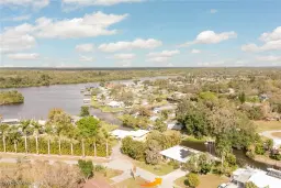 Picture of 2220 Violet Dr, Fort Myers, FL 33905