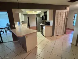 Picture of 14725 Kimberly Ln, Fort Myers, FL 33908