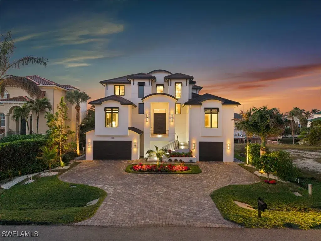Picture of 380 Trade Winds Ave, Naples, FL 34108