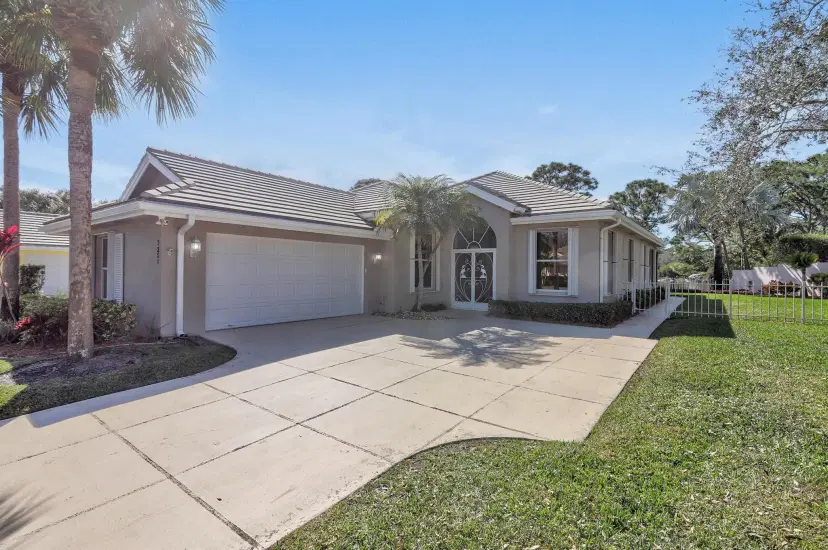 Picture of 7351 SE Fiddlewood Lane, Hobe Sound FL 33455