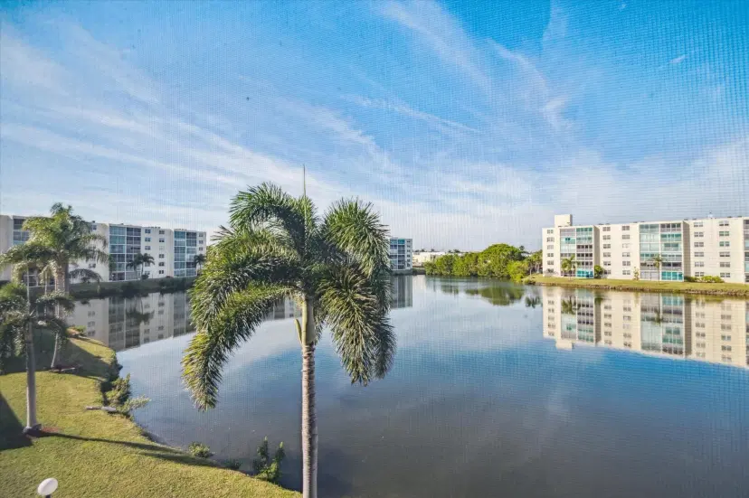 Picture of 131 SE 3Rd Ave 302, Dania Beach FL 33004