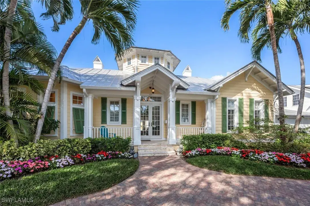 Picture of 165 Broad Ave S, Naples, FL 34102