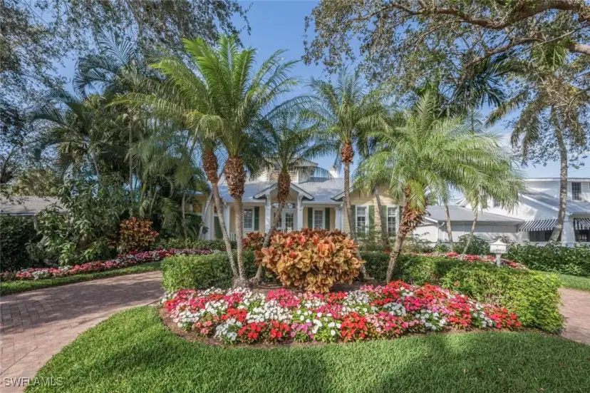 Picture of 165 Broad Ave S, Naples FL 34102