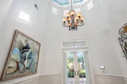 Picture of 165 Broad Ave S, Naples, FL 34102