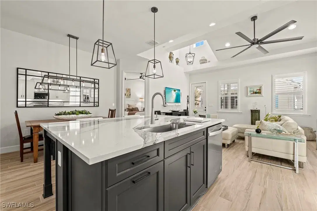 Picture of 6988 Saona Ct, Naples, FL 34113