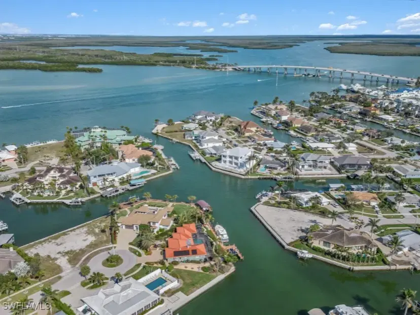 Picture of 916 Sundrop Ct, Marco Island FL 34145
