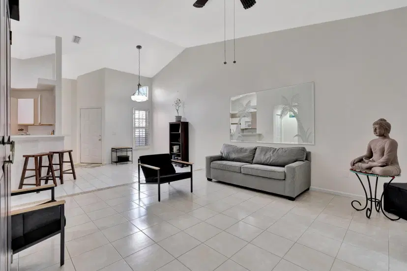 Picture of 202 Muirfield Court E, Jupiter FL 33458