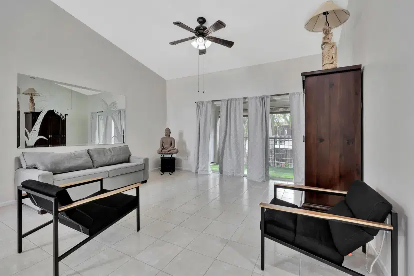 Picture of 202 Muirfield Court E, Jupiter FL 33458