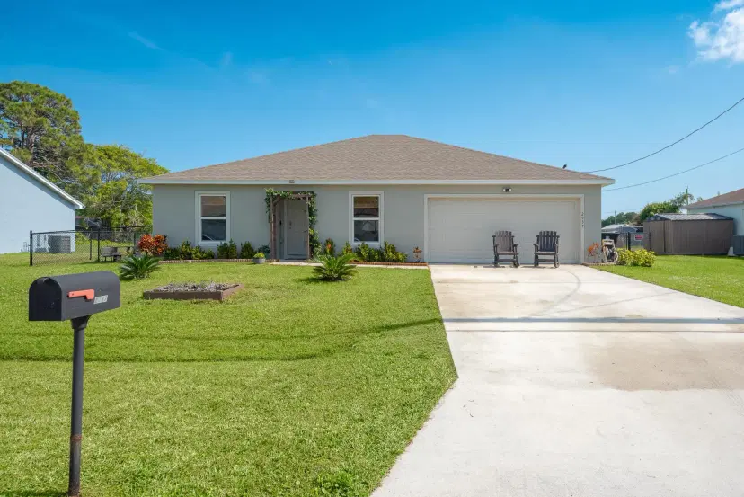 Picture of 2537 SE Richmond Street, Port St Lucie FL 34952