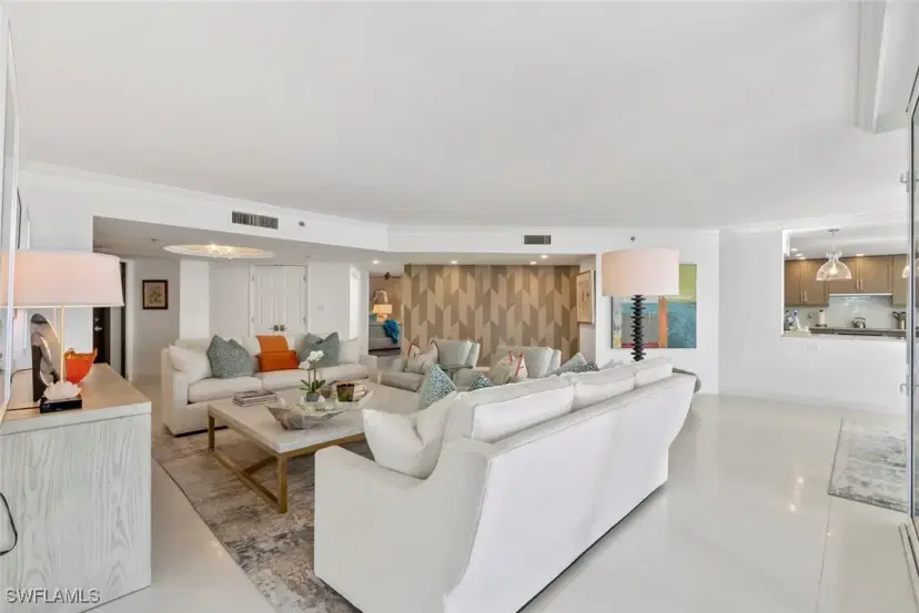 Picture of 4251 Gulf Shore Blvd N 10B, Naples FL 34103