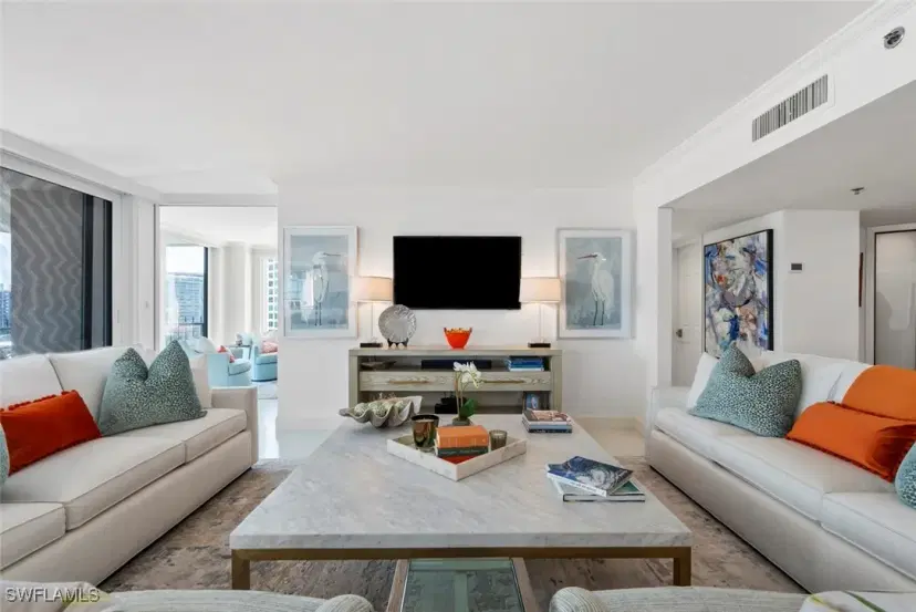 Picture of 4251 Gulf Shore Blvd N 10B, Naples FL 34103