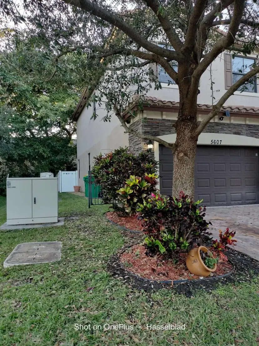 Picture of 5607 NW 50 Terrace, Tamarac FL 33319