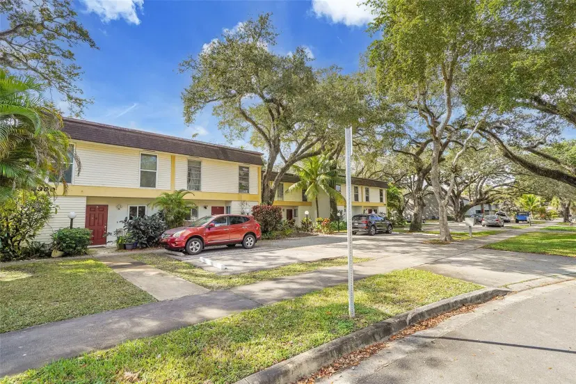 Picture of 3300 Atlanta St 15F, Hollywood FL 33021