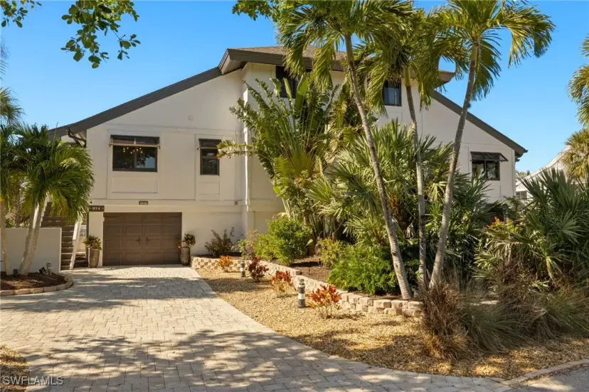 Picture of 974 Greenwood Ct S, Sanibel FL 33957