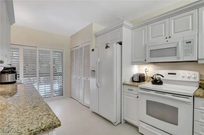 Picture of 1818 Kings Lake Blvd 103, Naples FL 34112