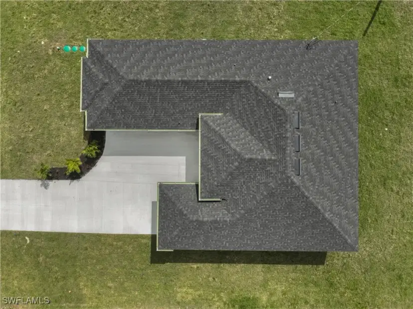 Picture of 1711 Jefferson Ave, Lehigh Acres FL 33972