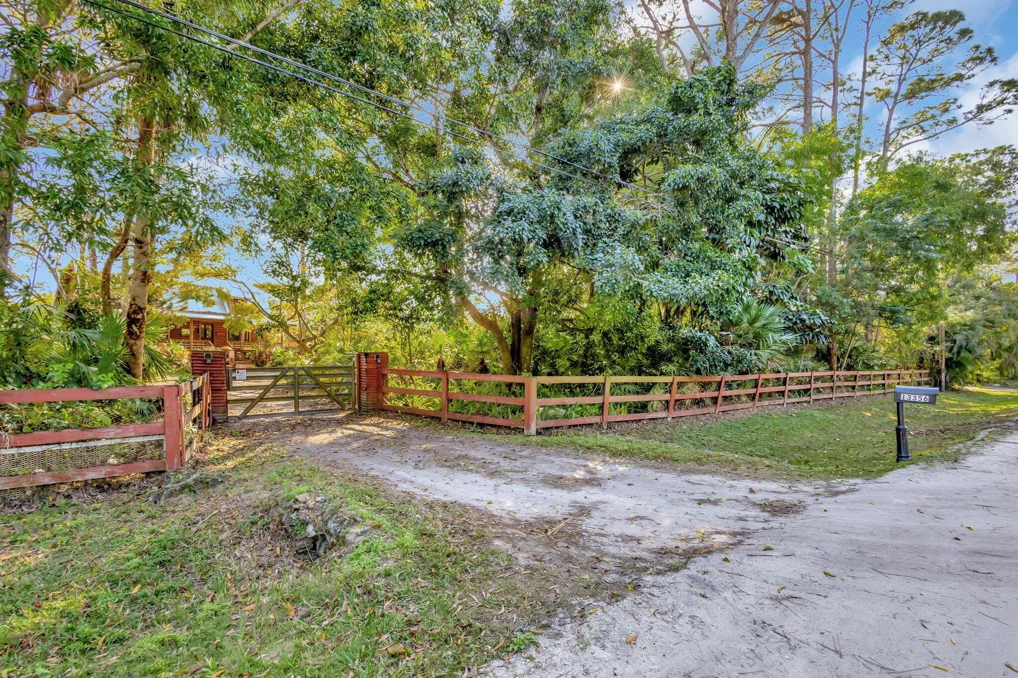 Picture of 13356 52 Court N, Royal Palm Beach, FL 33411