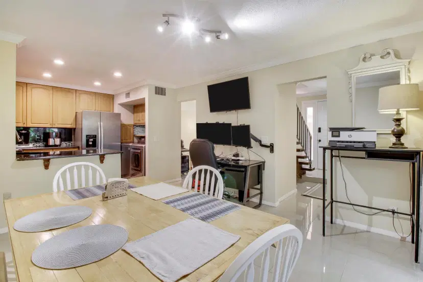 Picture of 3518 Gardens East Drive B, Palm Beach Gardens FL 33410