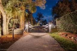 Picture of 15630 Roberts Ln, Fort Myers, FL 33908
