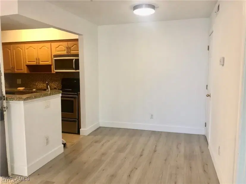 Picture of 2845 Winkler Ave 307, Fort Myers FL 33916