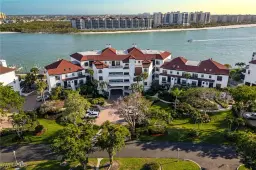 Picture of 304 La Peninsula Blvd 304, Naples, FL 34113