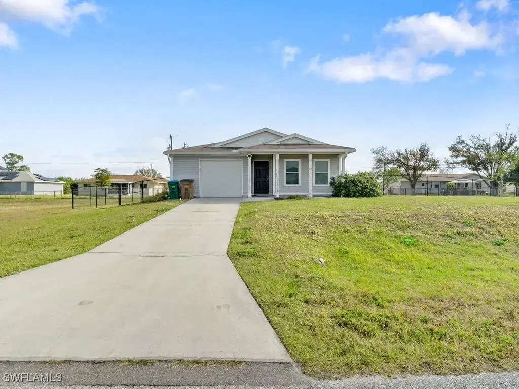 Picture of 2201 NE 7Th Ave, Cape Coral, FL 33909