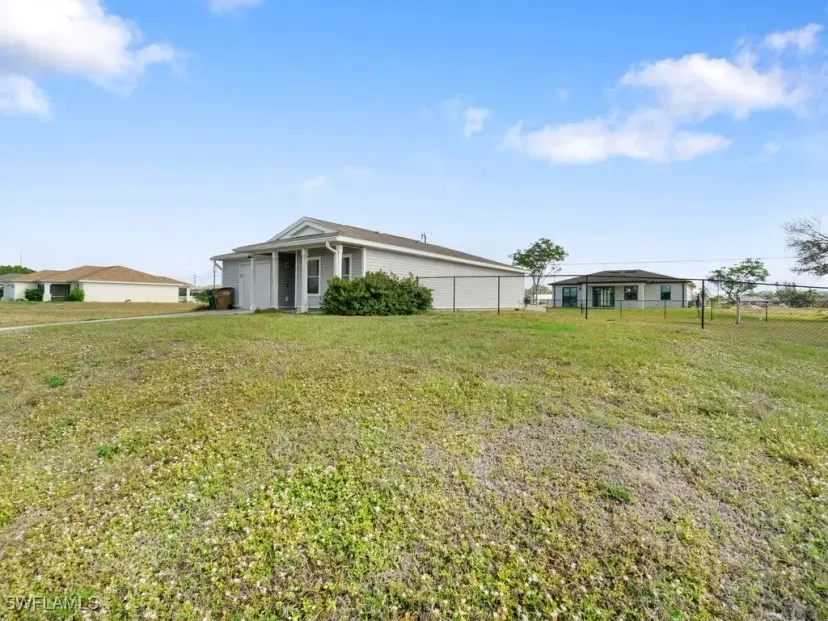 Picture of 2201 NE 7Th Ave, Cape Coral FL 33909