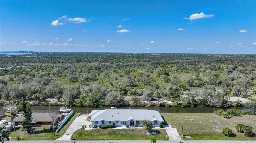 Picture of 3339 Desoto Dr, Punta Gorda FL 33983