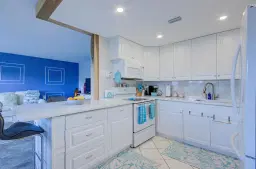 Picture of 363 Wellington J, West Palm Beach, FL 33417