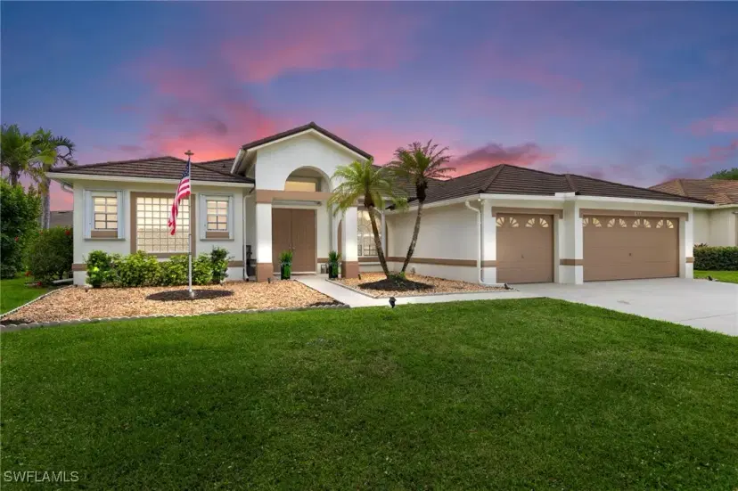 Picture of 893 Grand Rapids Blvd, Naples FL 34120