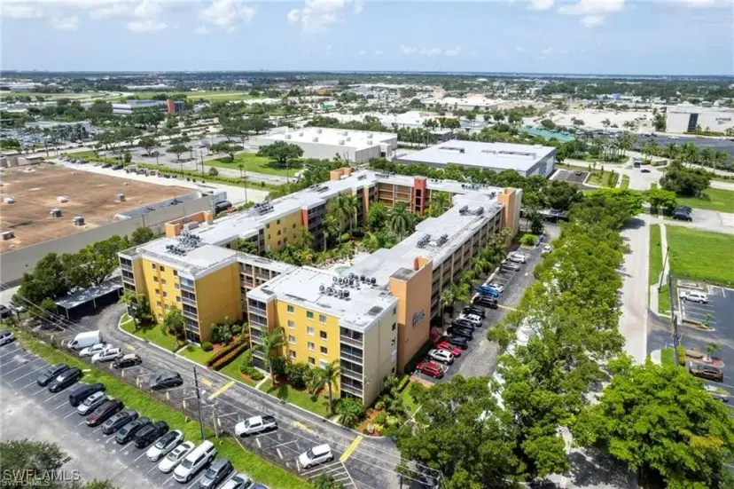 Picture of 2366 E Mall Dr 303, Fort Myers FL 33901