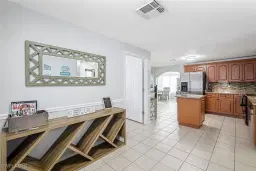Picture of 814 107Th Ave N, Naples, FL 34108
