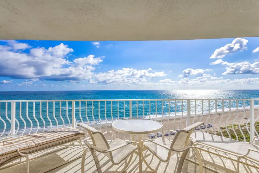 Picture of 2774 S Ocean Boulevard 802, Palm Beach FL 33480