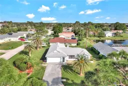 Picture of 19541 Oak Forest Dr, Fort Myers, FL 33967