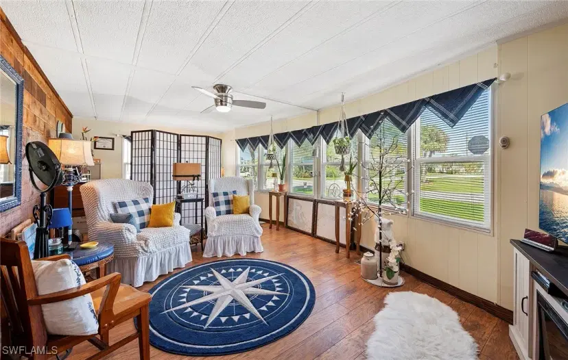 Picture of 190 Grassy Key Ln 31, Naples FL 34114