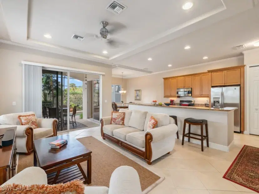 Picture of 5705 Mango Cir, Naples FL 34110