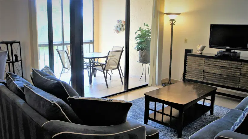 Picture of 500 Egret Circle 8203, Delray Beach FL 33444