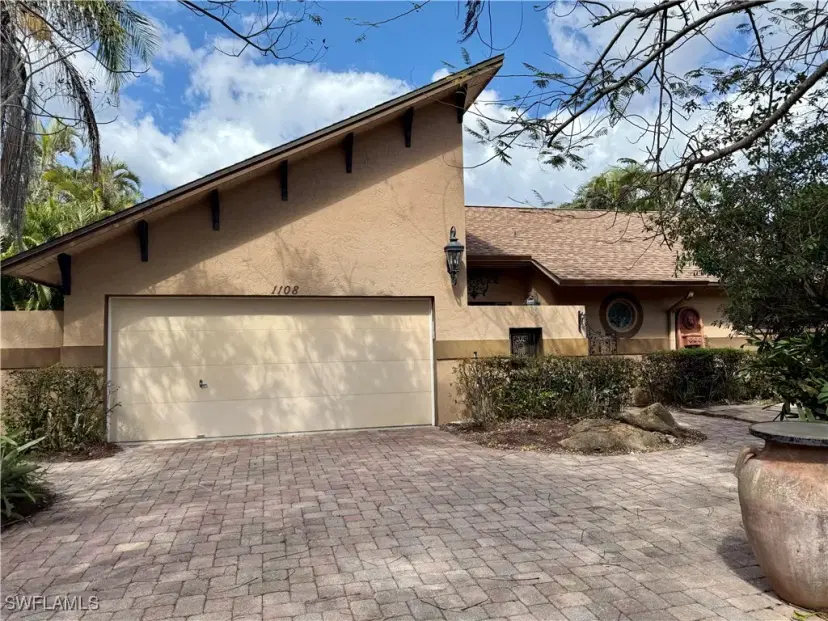 Picture of 1108 Forest Lakes Blvd, Naples FL 34105