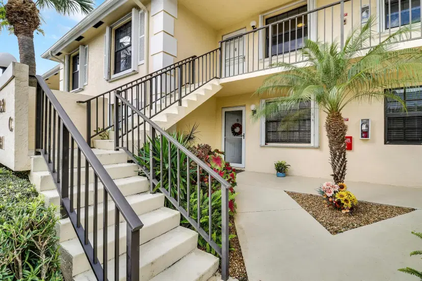 Picture of 1132 Keystone Drive N C, Jupiter FL 33458