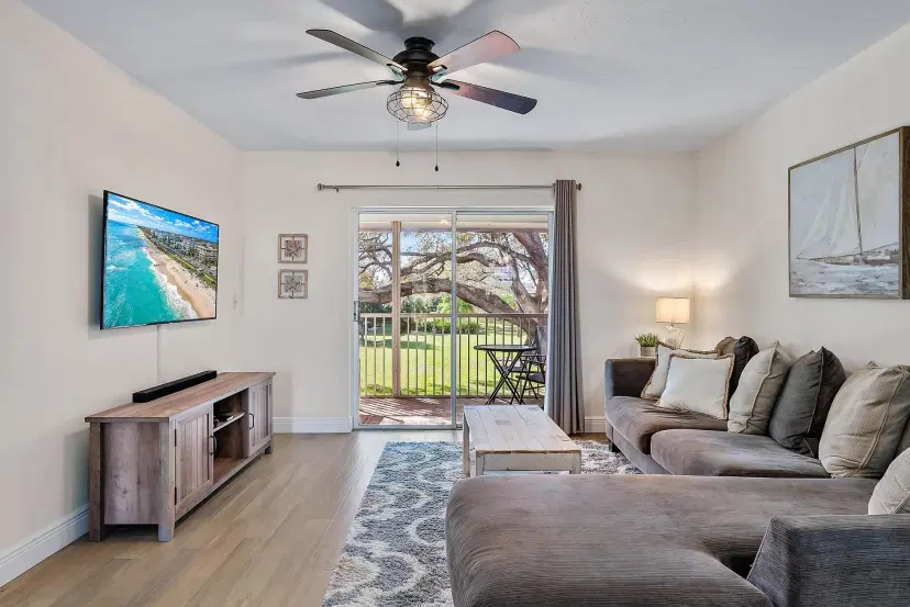 Picture of 18081 SE Country Club Drive 199, Tequesta FL 33469