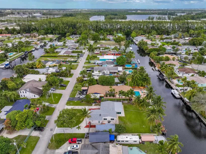 Picture of 4580 SW 34Th Ter, Fort Lauderdale FL 33312