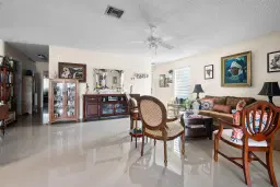 Picture of 2886 Fernley Drive E 5, West Palm Beach, FL 33415