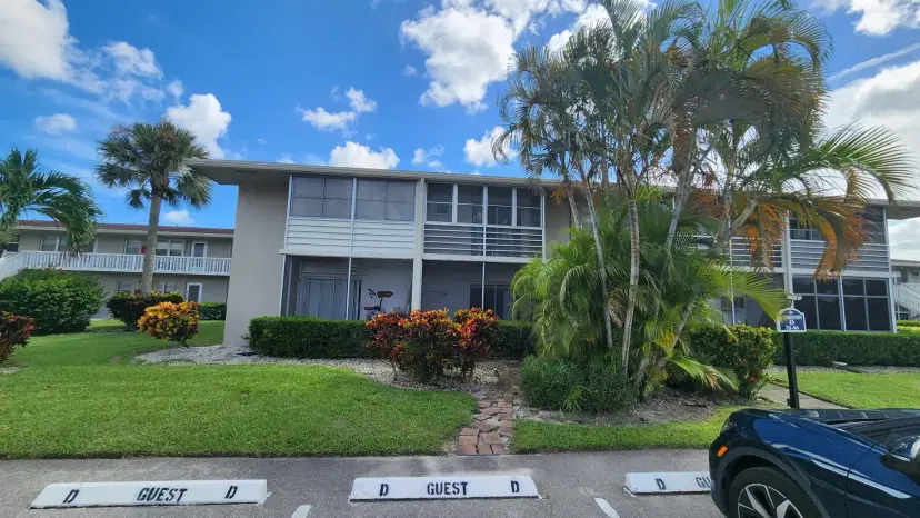 Picture of 91 Coventry D, West Palm Beach FL 33417