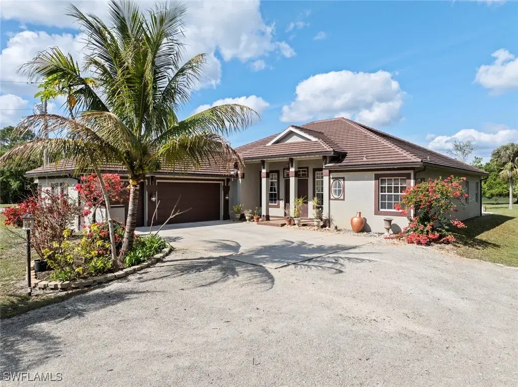 Picture of 2671 72Nd Ave Ne, Naples, FL 34120