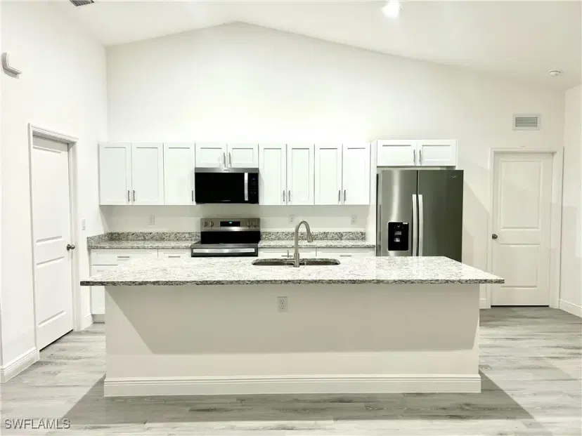 Picture of 537 Greenbriar Blvd, Lehigh Acres FL 33972